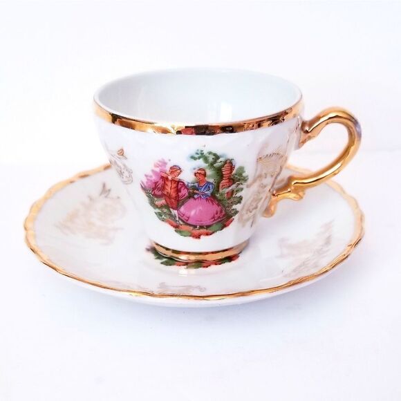 Vintage Fragonard Demitasse teacup & saucer set - Picture 1 of 8